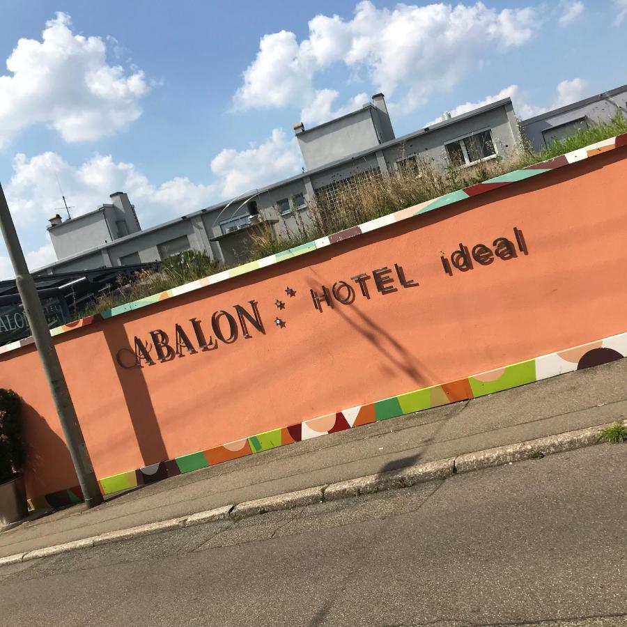 Abalon Hotel Ideal Stuttgart Bagian luar foto